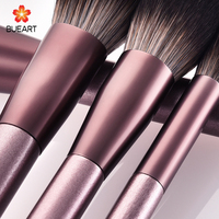 DailyQueen Logo personnalisé ensemble de pinceaux de maquillage 12 pièces pinceaux à manche en cristal avec échantillon gratuit pinceaux de maquillage personnalisables