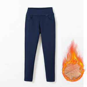 <span class=keywords><strong>Pantaloni</strong></span> invernali <span class=keywords><strong>in</strong></span> pile caldo da <span class=keywords><strong>donna</strong></span> <span class=keywords><strong>pantaloni</strong></span> spessi <span class=keywords><strong>in</strong></span> velluto <span class=keywords><strong>pantaloni</strong></span> a matita elastici neri <span class=keywords><strong>in</strong></span> Cashmere <span class=keywords><strong>elastico</strong></span> a <span class=keywords><strong>vita</strong></span> alta Plus Size 5XL - Product Image 6