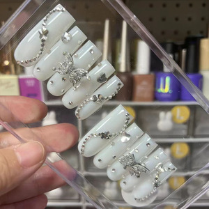 Vente en Gros 10 Pièces Ongles à Coller en Gel Peints à la Main Magnifique Design Luxueux Personnalisé Ongles Press-on Faits à la Main - Product Image 2