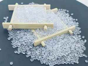 Precio de fábrica Desechable Gpps 525 Cuchillo Moldeo por inyección Gránulos blancos PS Partículas de plástico Aspecto en polvo - Product Image 2