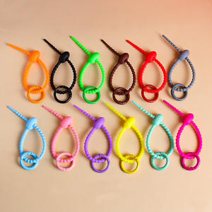 新款硅胶绳扣热销挂绳钥匙扣彩色自锁硅胶绳用于悬挂礼物毛绒公仔 - Product Image 1