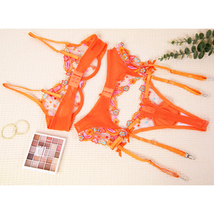 Vente en gros sur mesure Ensemble 3 pièces en maille érotique pour femmes matures Lingerie sexy respirante pour femmes Lingeries sexy - Product Image 4