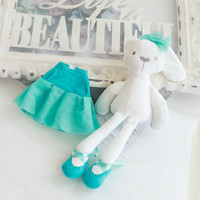 Vente en gros d'un nouveau design personnalisé de lapin avec un costume de ballet, peluche douce, poupée de compagnon pour enfants, enfants, lapin