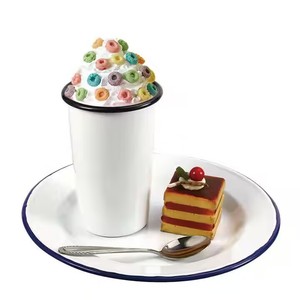 Mug de camping personnalisé blanc bleu rouge 8oz Logo personnalisé Mug en émail de voyage pour la bière cambodgienne Tennent's Lager Queen <span class=keywords><strong>Anne</strong></span> Real Mackenzie - Product Image 4