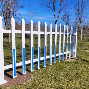 Cadres de clôture de jardin en alliage d'aluminium 6063 T5 personnalisables, abordables et durables, avec grilles horizontales de style élégant pour la protection de l'intimité - Product Image 1
