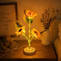 Lampe de table à fleurs artificielles, lampe de nuit LED en forme de tournesol, cadeau pour femmes, décoration de salon, décoration de bureau
