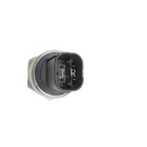 Sensor de presión de combustible para Volvo 30793669 9173055 89637-0C010, pieza de repuesto para coche - Product Image 2
