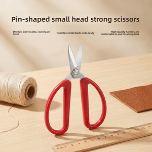 PIN-5553 <span class=keywords><strong>Ciseaux</strong></span> ménagers en acier inoxydable avec finition rouge/<span class=keywords><strong>argent</strong></span>ée, conception à tête fine pour la coupe des ongles - Product Image 1