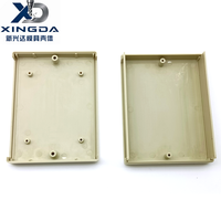 Boîtier électronique rectangulaire beige en plastique ABS moulé par injection, finition lisse, pour assemblage de module de contrôle de circuit imprimé de bureau
