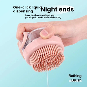 Spazzola 2-in-1 per il bagno degli animali domestici, pettine massaggiante in silicone con dispenser di sapone, spazzola morbida per la toelettatura di cani e gatti, strumento per la pulizia profonda e la rimozione del pelo in bagno - Product Image 4