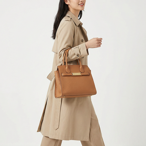 Bolso de Mano de Cuero OEM para Mujer, Bolso Tote Estructurado con Logotipo Personalizado, Bolso Elegante de Fábrica, Bolsa Personalizada Mujer, Sac Marque Femme - Product Image 2