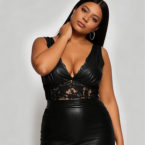 Robe moulante mini noire unie sexy pour l'été avec détail de dentelle transparente à la taille - Robe de soirée sans manches à col en V profond - Product Image 1