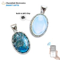 Nouveau collier NFC incrustation de pierre naturelle 13.56MHz NFC pendentif incrustation de coquille naturelle cadeaux NFC cadeaux RFID cadeaux intelligents