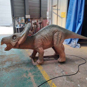 Estatua <span class=keywords><strong>de</strong></span> <span class=keywords><strong>Dinosaurio</strong></span> Carnotaurus <span class=keywords><strong>de</strong></span> Alta Resistencia con Estructura <span class=keywords><strong>de</strong></span> Acero y Cubierta <span class=keywords><strong>de</strong></span> Silicona para Decoración <span class=keywords><strong>de</strong></span> Jardines Exteriores, Parques <span class=keywords><strong>de</strong></span> Atracciones y Lugares Turísticos - Product Image 3