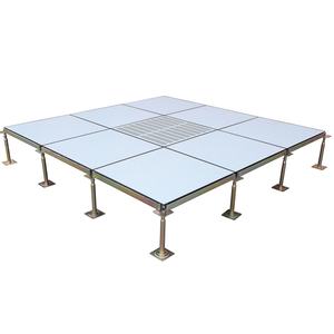 Plancher surélevé en sulfate de calcium imperméable avec finition PVC HPL pour utilisation dans les centres de données - Product Image 1
