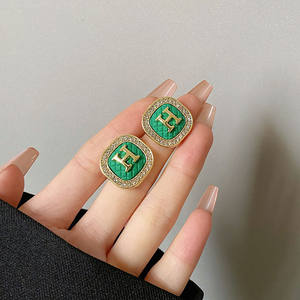 Collection de boucles d'oreilles lettre H de luxe Boucles d'oreilles de créateur Bijoux Boucles d'oreilles vintage en acier inoxydable avec strass Dernier <span class=keywords><strong>catalogue</strong></span> - Product Image 3