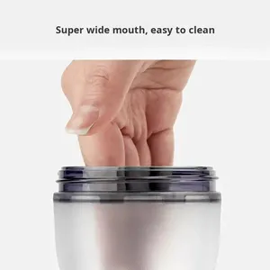 Biberon <span class=keywords><strong>in</strong></span> Silicone a Calibro Largo con Cannuccia e Manico, Anti-Caduta, Anti-Colica, 250ml, Tettarella Morbida, Bicchiere per Bambini con Logo Personalizzato - Product Image 5