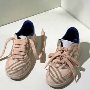 2026 Early Spring Walking <b>Shoes</b> Classic Striped Design Flat Comfortable and Casual <b>Shoes</b> <b>for</b> <b>Men</b> and Women Luxurious - Product Image 4