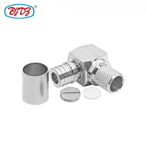 Nhà máy trực tiếp qma nam cắm uốn góc bên phải 90 độ cho rg8 lmr400 rg213 rg214 H1000 7dfb 8dfb UAV <span class=keywords><strong>RF</strong></span> kết nối đồng trục - Product Image 1