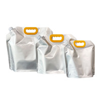 Pochette souple personnalisée en aluminium avec bec verseur et poignée pour 5L d'eau potable