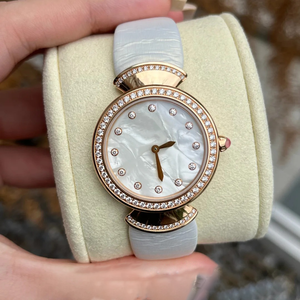 Reloj de Pulsera de Lujo para Mujer, con Cuarzo, Bisel de Diamantes, Esfera de Nácar, Correa de Cuero Premium, Elegante - Product Image 3