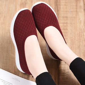 L'albero della suola in schiuma di alta qualità 2020-W misura circa il basso-Top dall'arco leggero Non Marking Designer famose <span class=keywords><strong>scarpe</strong></span> stock - Product Image 1