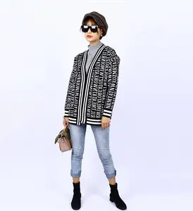 Лидер продаж, вязаный женский свитер ручной работы с V-образным вырезом, высококачественный модный стиль с английским узором, тонкий и Повседневный для осени