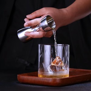 Copper Hammered Jigger Vasos de chupito 30ml y 45ml Double Jiggers Bar Herramientas Fabricadas a bajo precio - Product Image 4