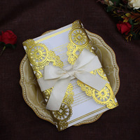 Carte d'invitation de mariage en métal doré personnalisée de luxe de qualité supérieure avec noeud de ruban