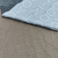Tissu en cuir PU fin et doux au toucher, anti-moisissure, avec support tricoté pour l'habillement