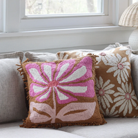 Housse de coussin en tricot à franges tuftées Bubblegum Daisy, unie, antistatique, personnalisable, design nordique moderne, mignonne, pour la maison