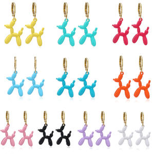2025 nouveau haute qualité en gros couleur bonbon 3D métal chiot boucles d'oreilles mignon dessin animé chien Huggie boucles d'oreilles pour femmes filles - Product Image 1