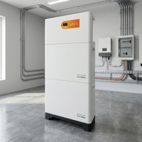 Système de stockage solaire vertical tout-en-un personnalisé avec batterie LiFePO4 et onduleur EU 230V CAN 10,24 kWh pour le stockage d'énergie domestique