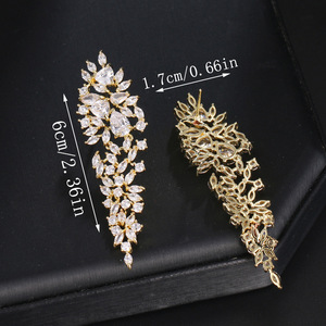 Vente en gros de nouvelles boucles d'oreilles de fiançailles tendance pour femmes bijoux de boucles d'oreilles en cristal blanc pour la mariée - Product Image 5