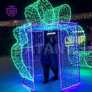 Luces Gigantes de Navidad para Exteriores en Forma de Caja de Regalo, Escultura LED Grande para Plazas, Resorts y Parques Temáticos - Product Image 4