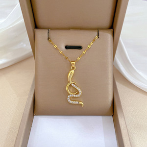 Collar con Colgante de Cruz y Corazón de <span class=keywords><strong>Acero</strong></span> Inoxidable de Lujo con Zirconia y Oro de 18k para Mujer, Joyería de Serpiente con Ojos de Zirconia Cúbica, Regalo al por Mayor - Product Image 6