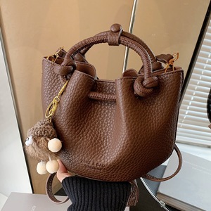 Túi xách nữ thời thượng nhất hiện nay, túi hàng hiệu hàng ngày dành cho nữ thanh niên - Product Image 1