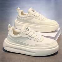 Baskets décontractées blanches polyvalentes pour hommes, style coréen, été 2026, à semelle souple en polyuréthane, respirantes et antidérapantes