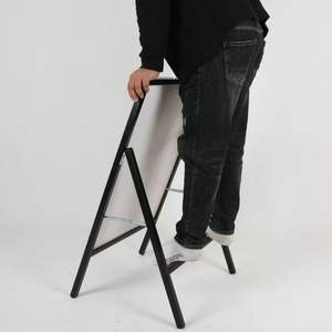 حامل لوحات إعلانية محمول قابل للطي على شكل حرف A للاستخدام الخارجي في مراكز التسوق، رف عرض عمودي للملصقات من قوانغتشو - Product Image 6