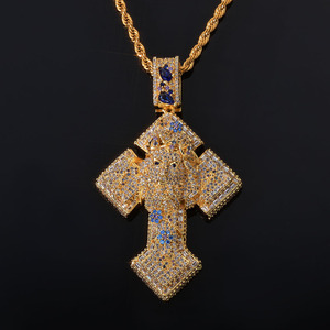 Collier Pendentif Fleur Bleue Créative en Zircon, Bijou Anti-ternissement avec Breloque Croix Tendance - Product Image 1
