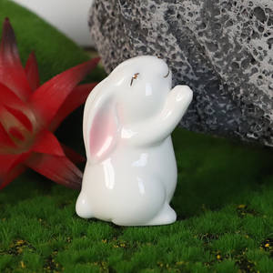 कस्टम मिनी सफेद चीनी मिट्टी ईस्टर बनी खरगोश मूर्ति सजावट इनडोर, आउटडोर ईस्टर सजावट चलनेवाली परिवार आइटम उपहार के लिए बिक्री - Product Image 3