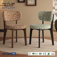 Kursi Makan Kayu Solid Nordik MYUZ OEM 2026 dengan Kulit Anti Gores, Bulu Domba, dan Bulu Teddy untuk Hotel, Kafe, dan Ruang Makan