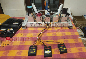 Sistema di Accensione Pirotecnica Wireless a 12 Canali con Telecomando, in Metallo e Plastica Resistente, 4 Cue per Salve Sequenziali, Ideale per Matrimoni e Feste - Product Image 3