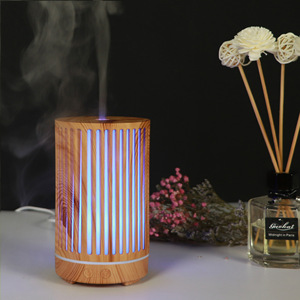 Diffuseur d'arômes style bambou 0,5 L avec lumière LED, humidificateur électrique à brume froide pour usage domestique et commercial avec minuterie - Product Image 2