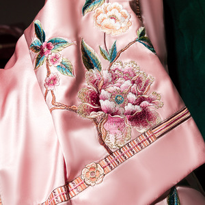 Wedding Four-piece Kit 1.8m Cotton Satin Embroidered <b>Bedding</b> <b>Set</b> Light Luxury Style Breathable Plants And Flowers Pattern - Product Image 3