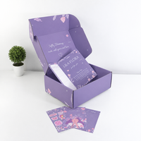 Boîtes d'emballage personnalisées en couleur pour sous-vêtements et chaussettes, boîtes d'expédition avec doublure en éponge, design moderne et luxueux, boîtes en papier avec logo