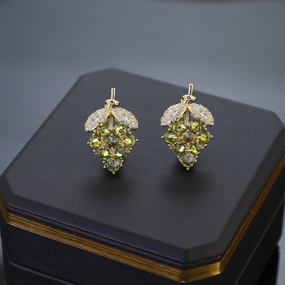 สีเขียว