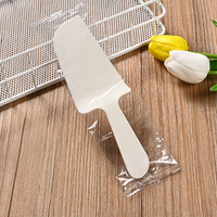 Lot de couteaux à gâteau jetables en plastique mat coloré pour la restauration, les événements, les pâtisseries et la découpe de desserts