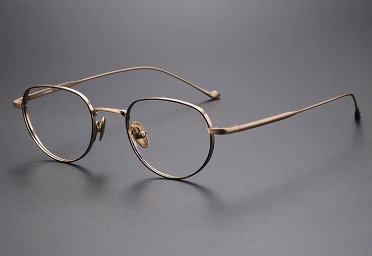 C6สีดำ/ทอง