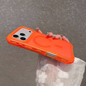 Étui de protection magnétique transparent mat Skin Touch pour <span class=keywords><strong>iPhone</strong></span> Air 16 15 14 13 12 <span class=keywords><strong>11</strong></span> 17 Pro Max, compatible avec la charge sans fil, résistant aux chocs - Product Image 4